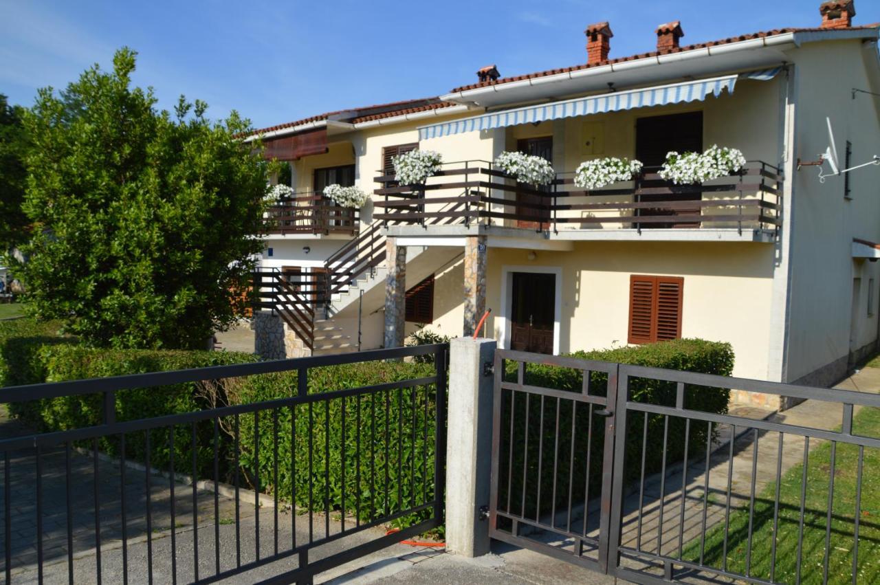 Nela Apartment Kršan Exterior foto